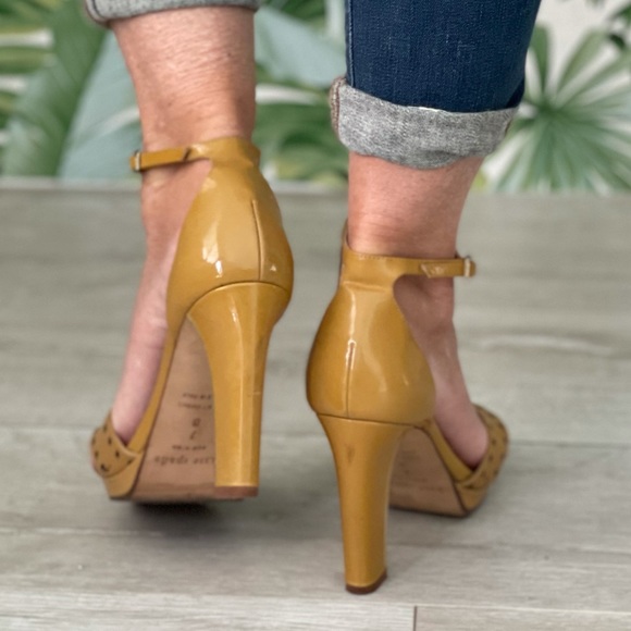 KATE SPADE NEW YORK SANDALS - Picture 3 of 3